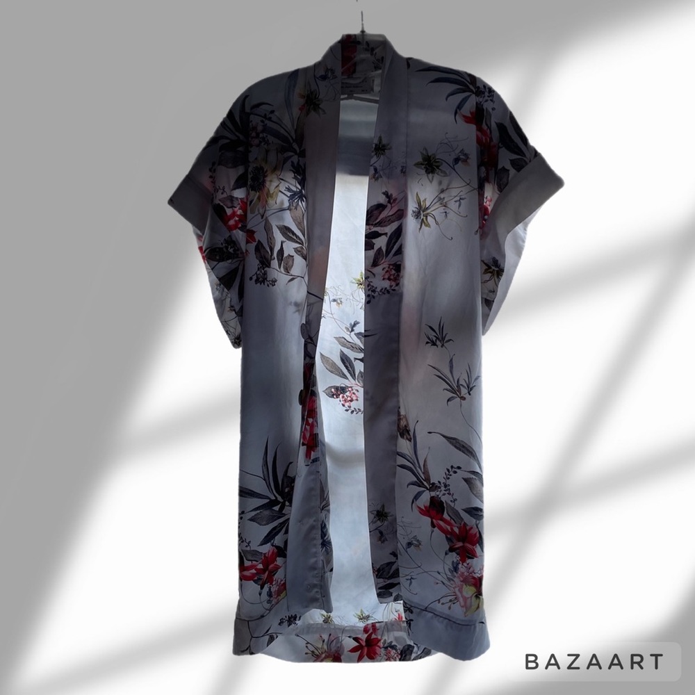 Cute button up kimono